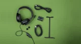 Sada příslušenství BigBen Essential Pack 5v1 pro Xbox Series - Sluchátka + stojánek, baterie, kabel, čepičky na ovladač