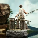 Soška Indiana Jones - Indiana Jones and the Temple of Doom Gallery Diorama (DiamondSelectToys)